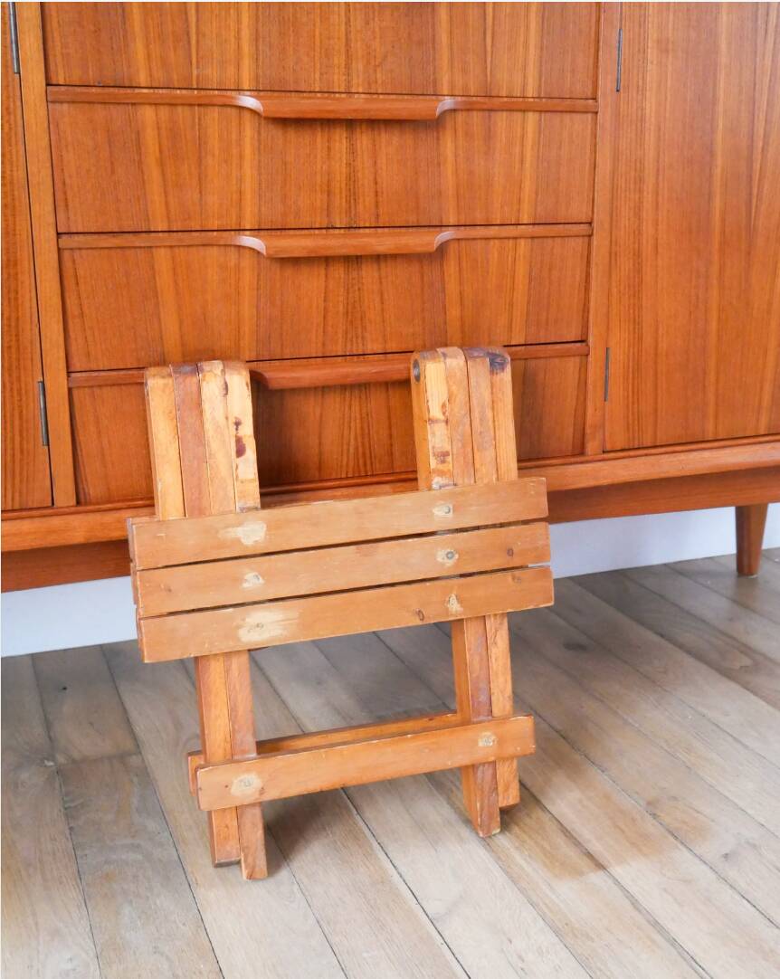 Small folding wooden stool, 1970