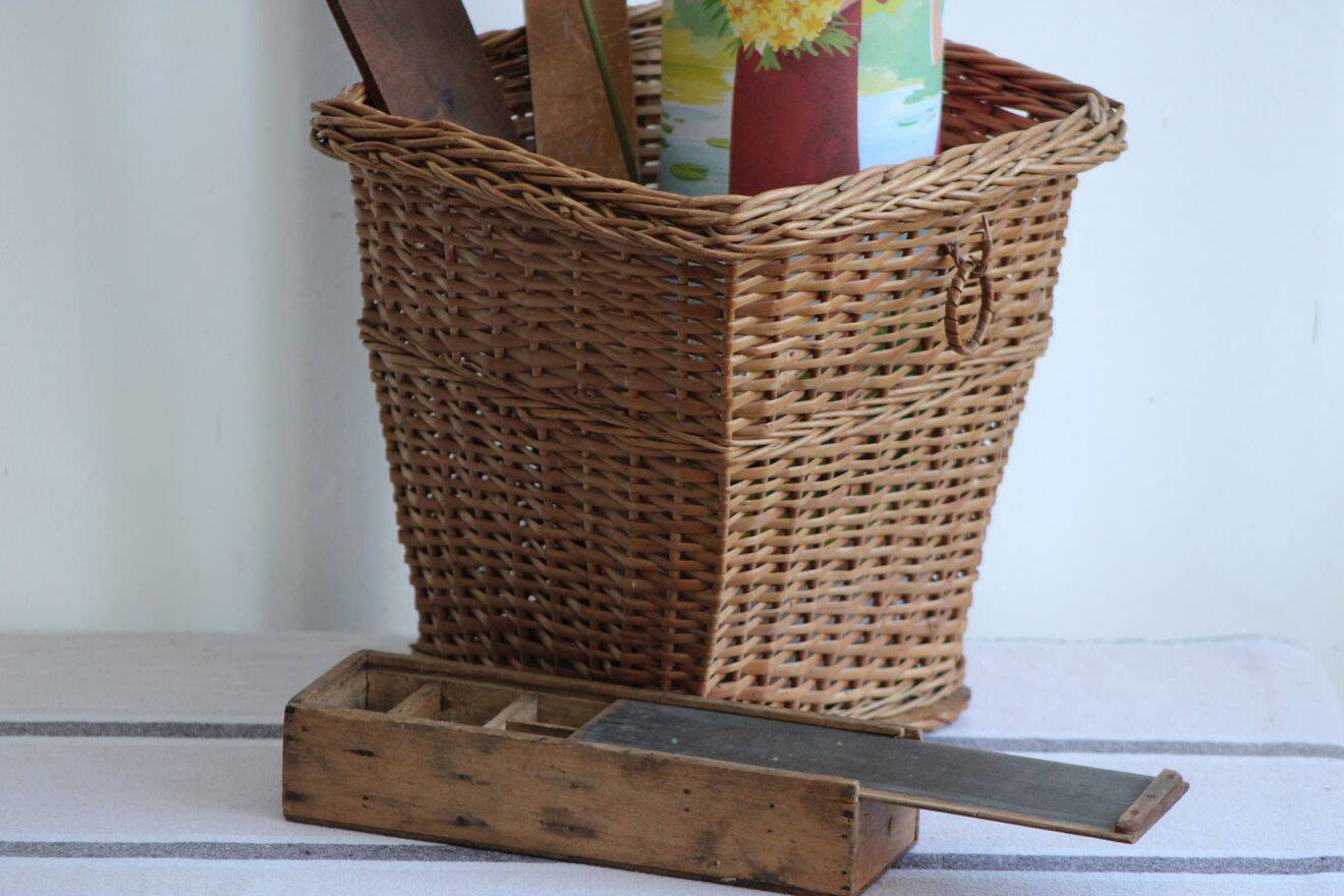 Wicker wastebasket