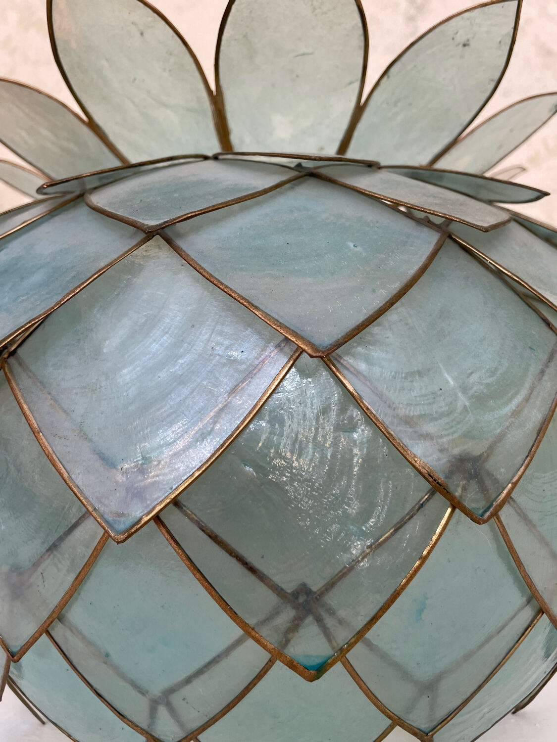 Abat-jour en nacre vintage