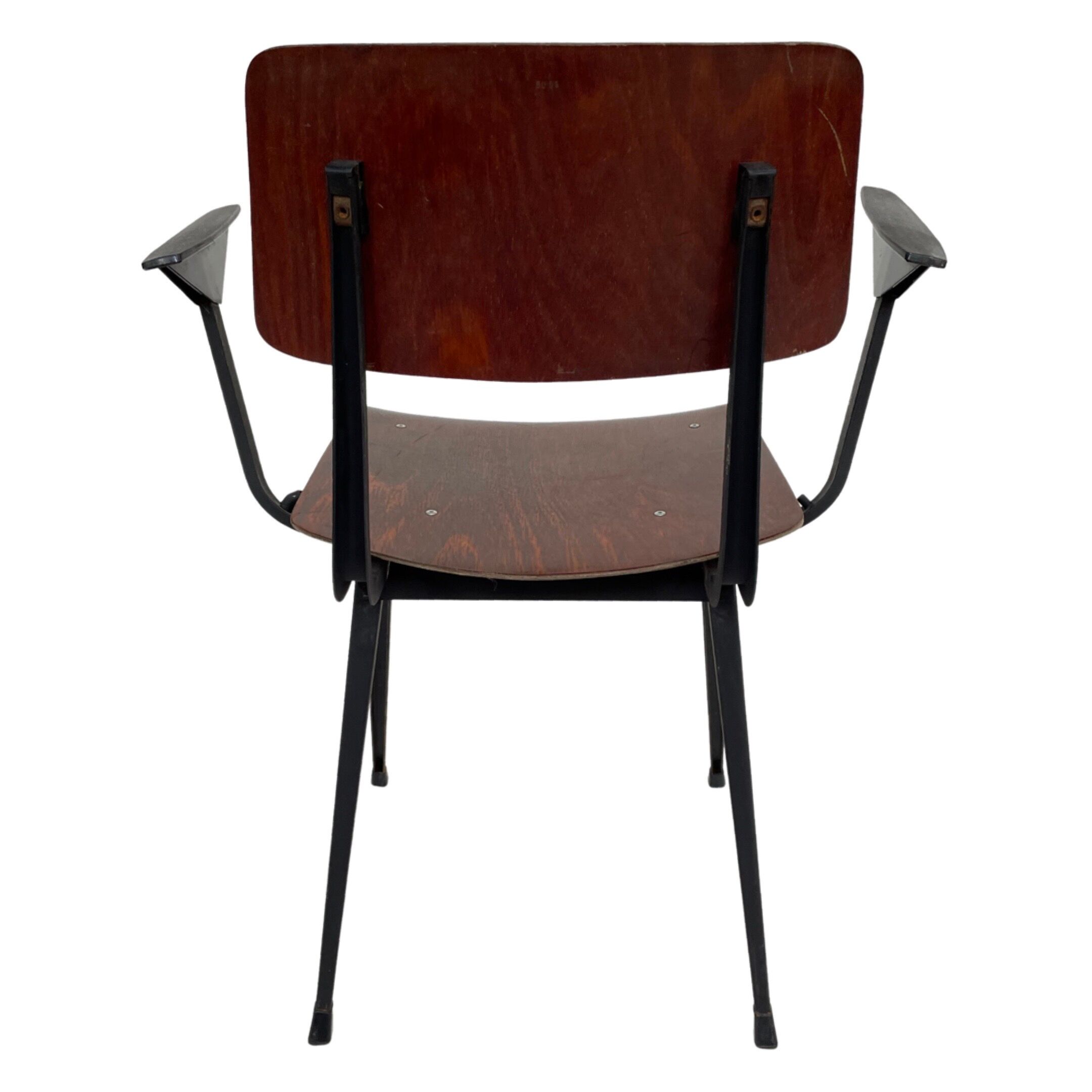 Friso Kramer 'Result' chair with armrests for Ahrend de Cirkel, 1960s