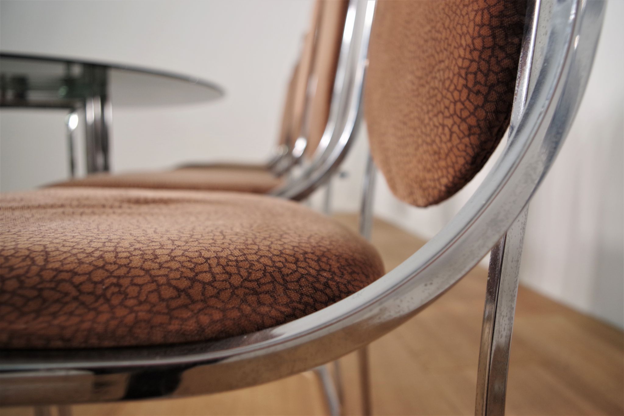 Dining room table and 6 chairs by Alessandro Alpizzi, 1970s, Set of 7