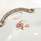 Plat fleuri en porcelaine