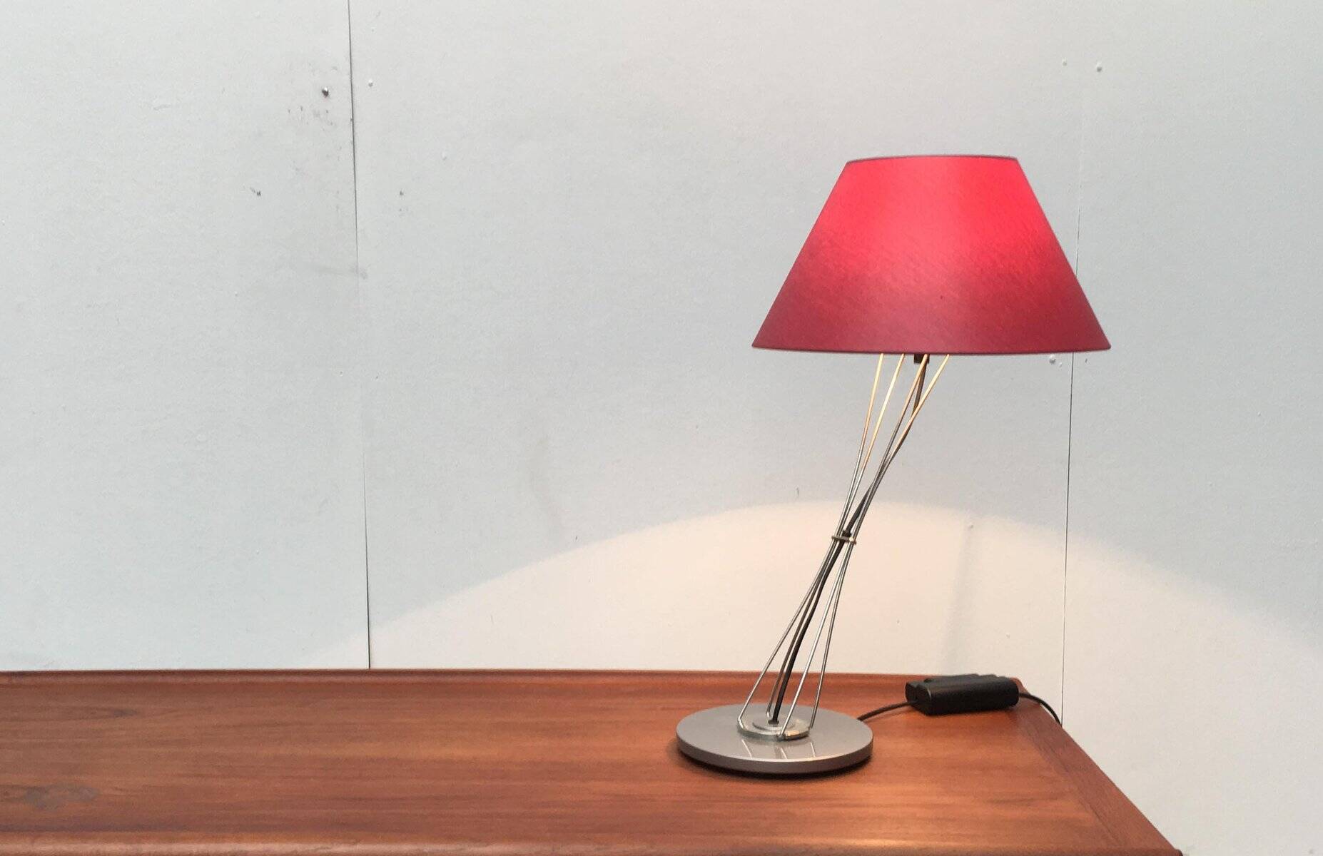 Contemporary table lamp Liz by Yaacov Kaufmann for Lumina