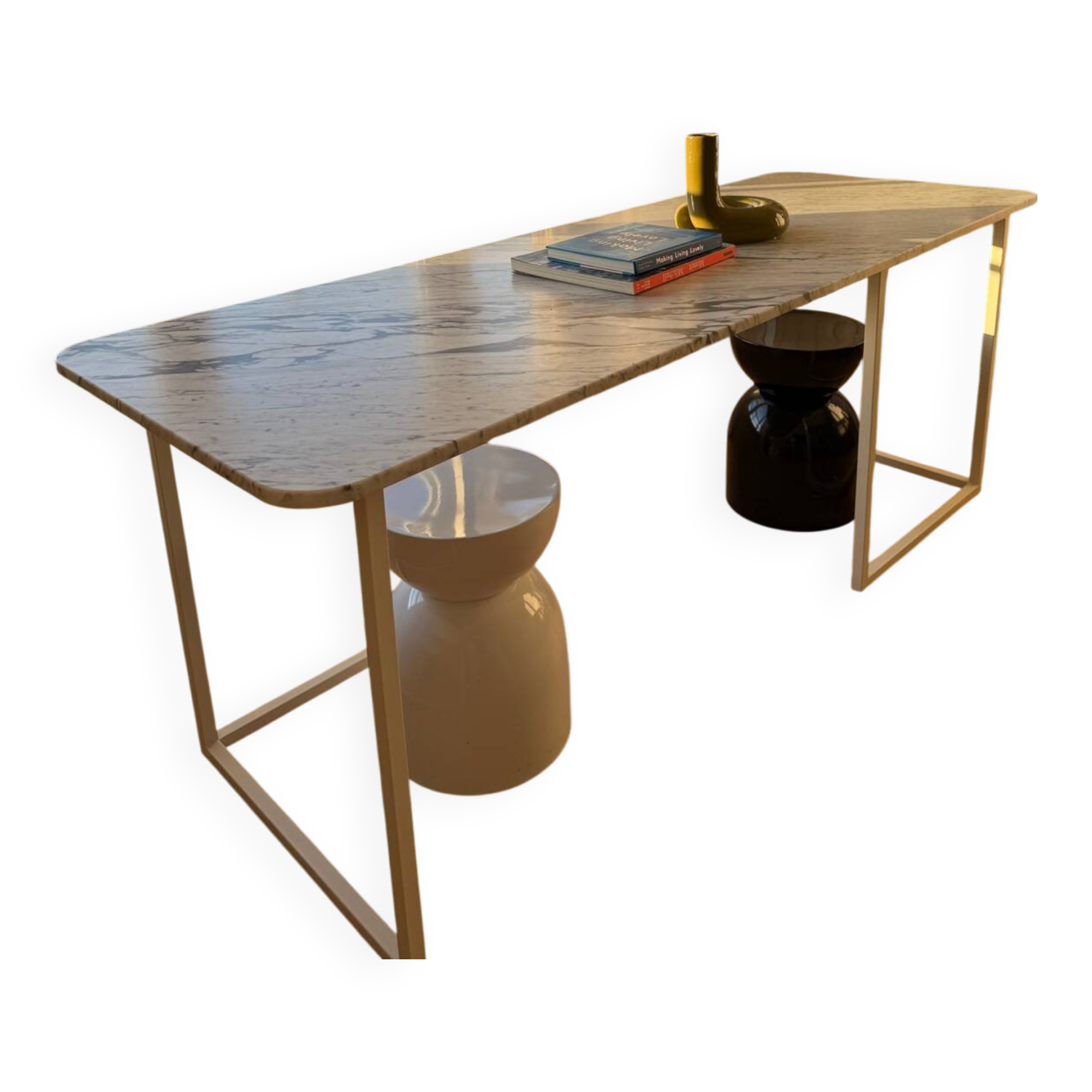 Table en marbre de Carrare