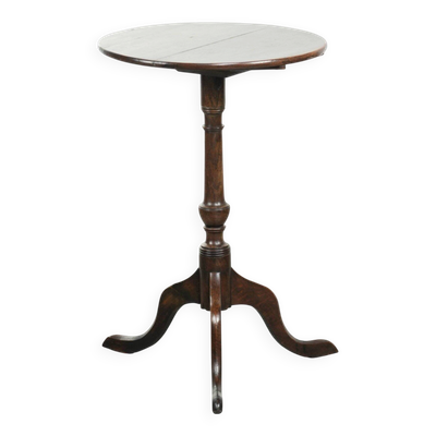 Table d'appoint en chêne anglais antique à plateau basculant du début du 19e siècle