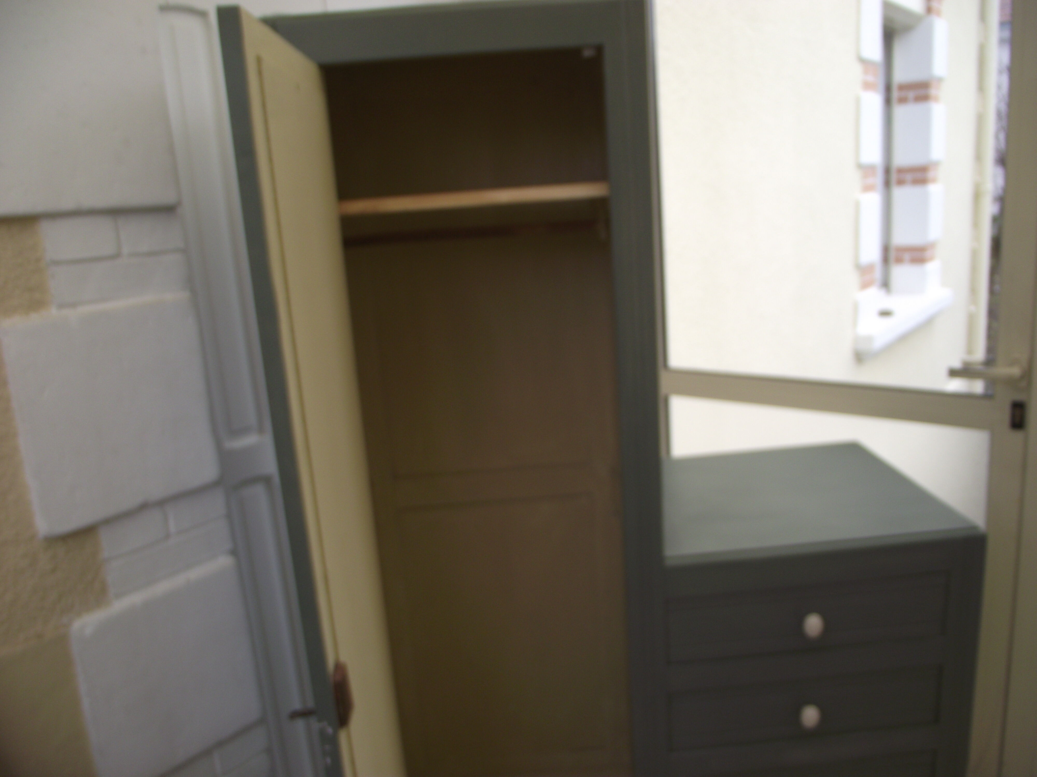 Asymmetrical cabinet from the 50s