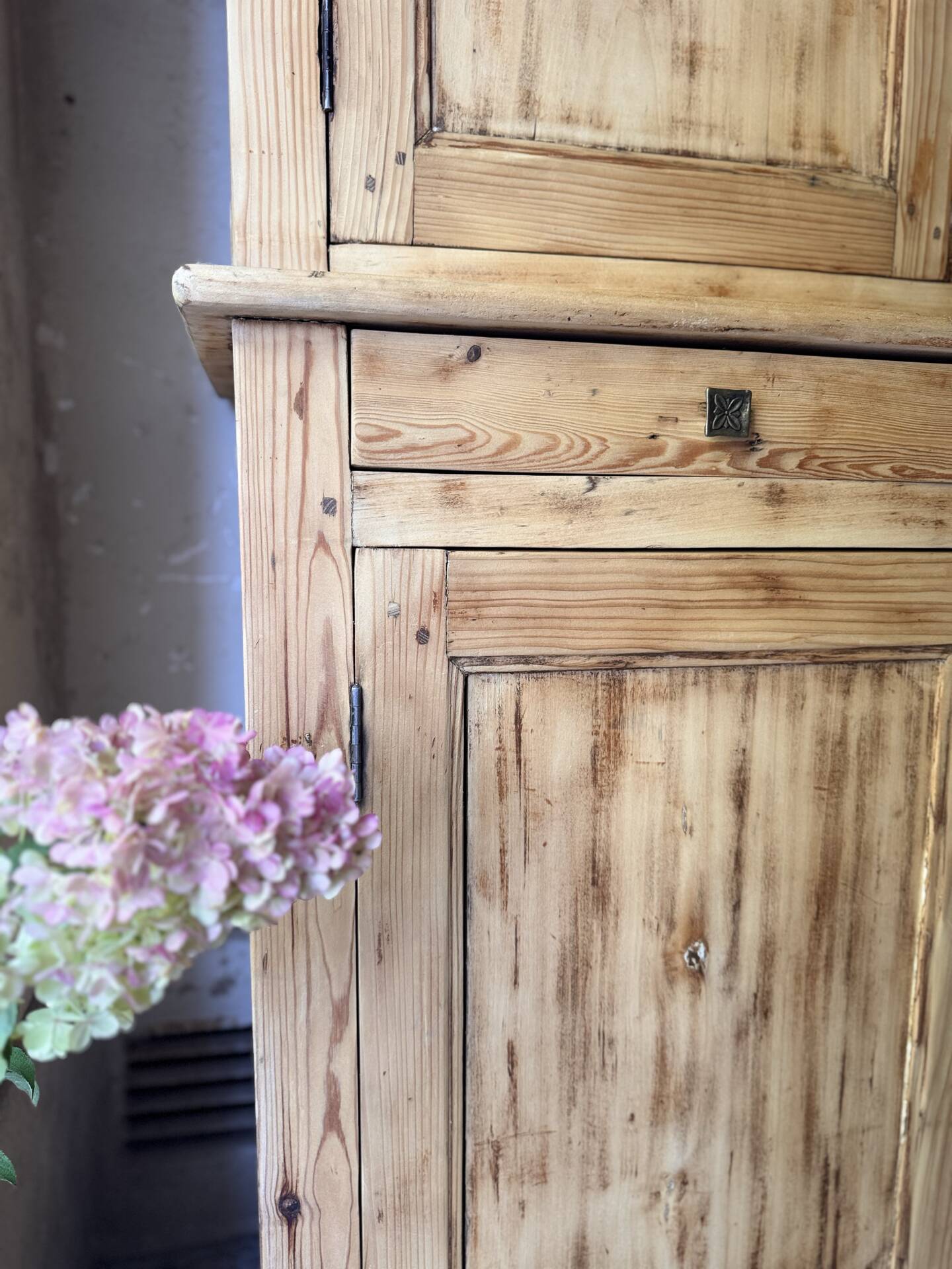 Very rustic