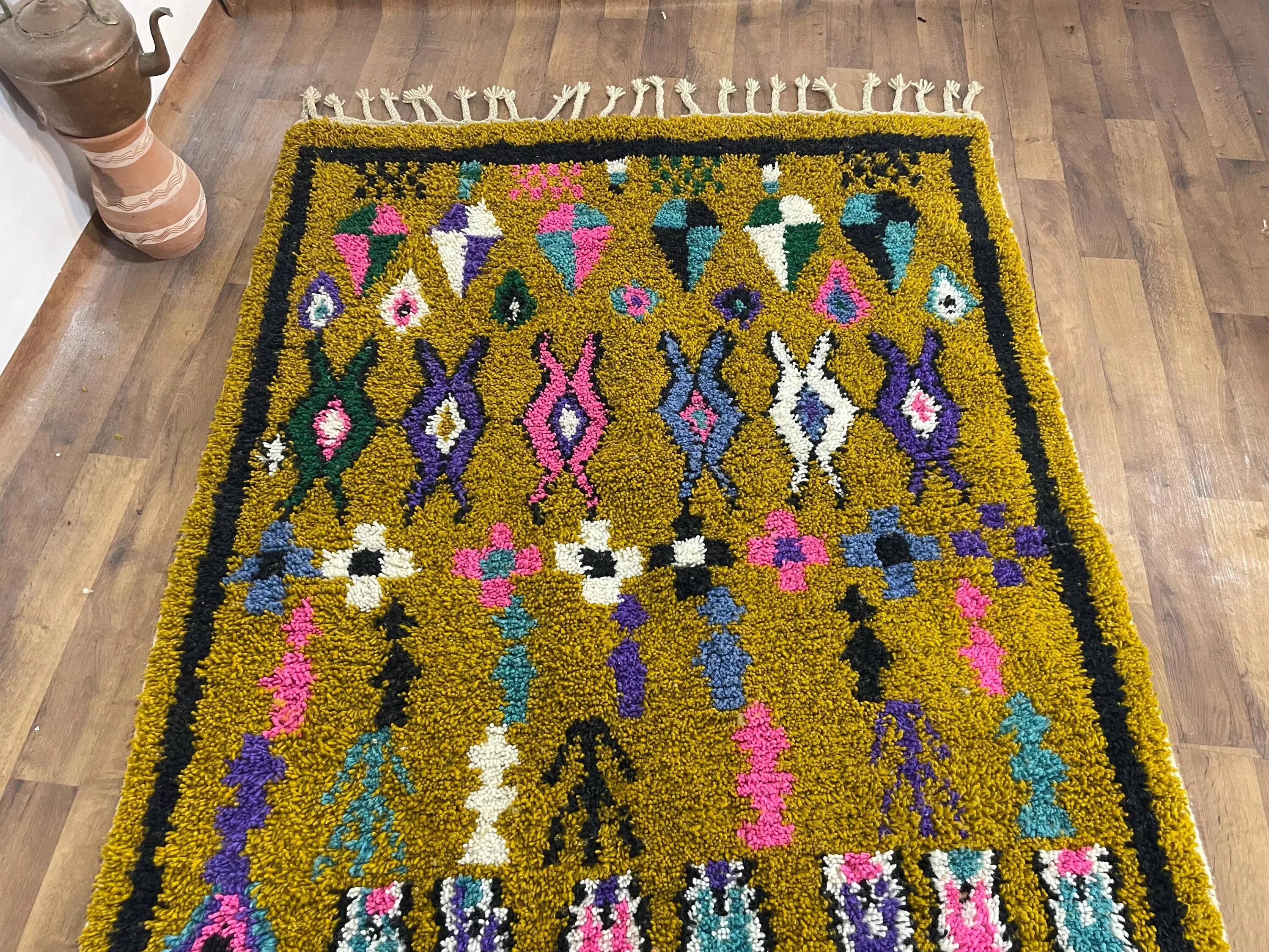 Moroccan rug in natural wool 3x2 m