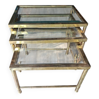 Tables gigognes en laiton