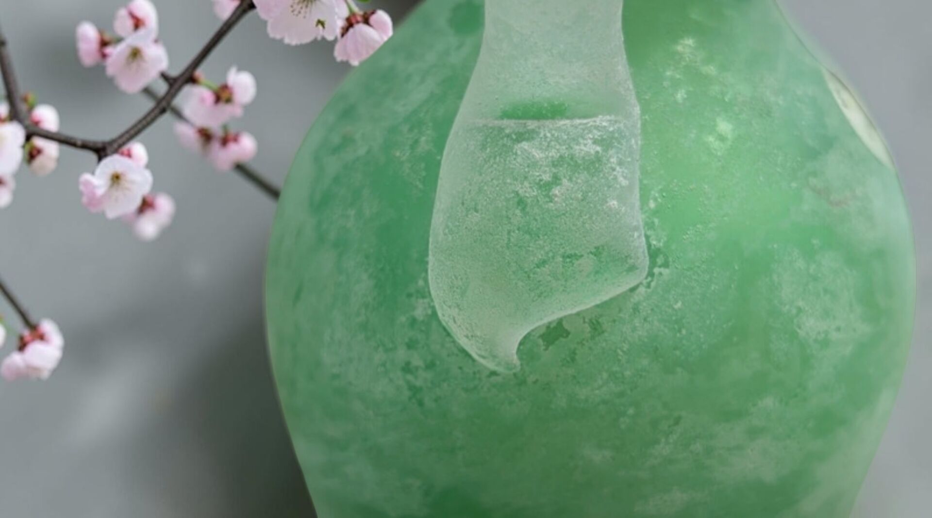 Small green Murano vase with handles – blown glass - "scavo" type