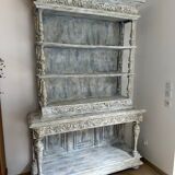 Walnut dresser, 19th century.