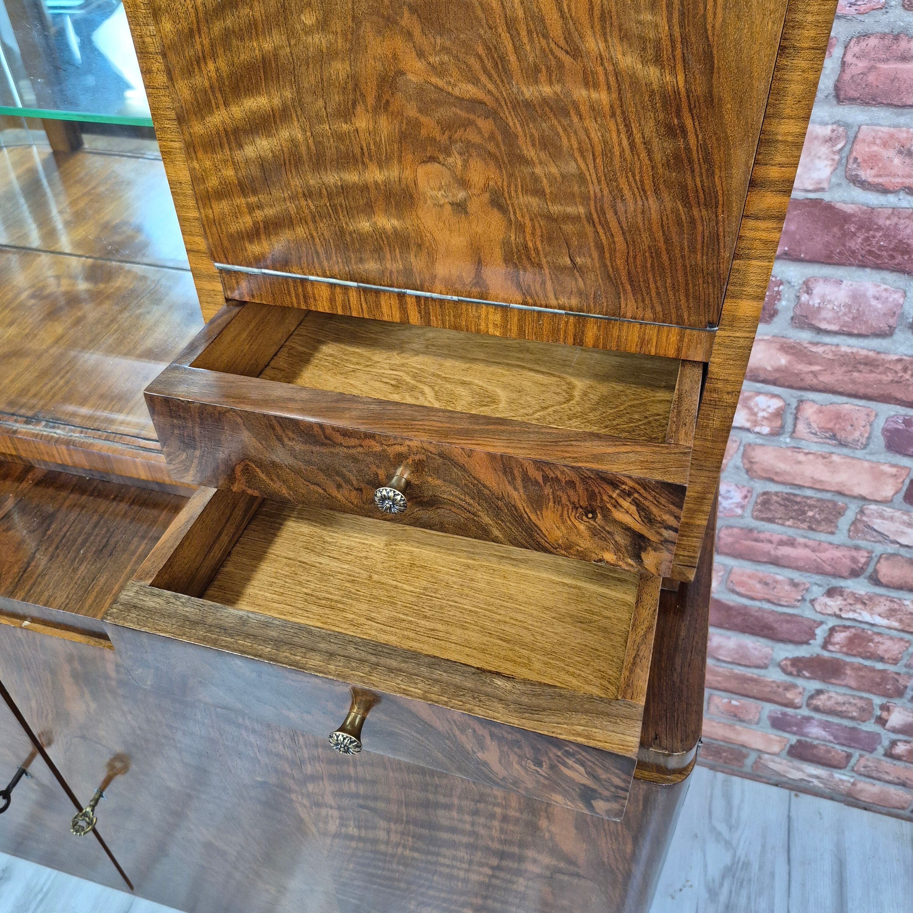 Restored 1960s Mid-Century Walnut Display Cabinet with Slatted Glass
