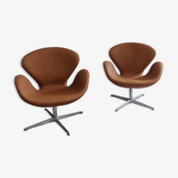 Paire de fauteuils Swan par Arne Jacobsen édition Fritz Hansen