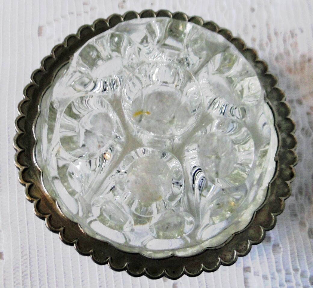 Glass flower pick press 19 holes circle of a small crown in tin