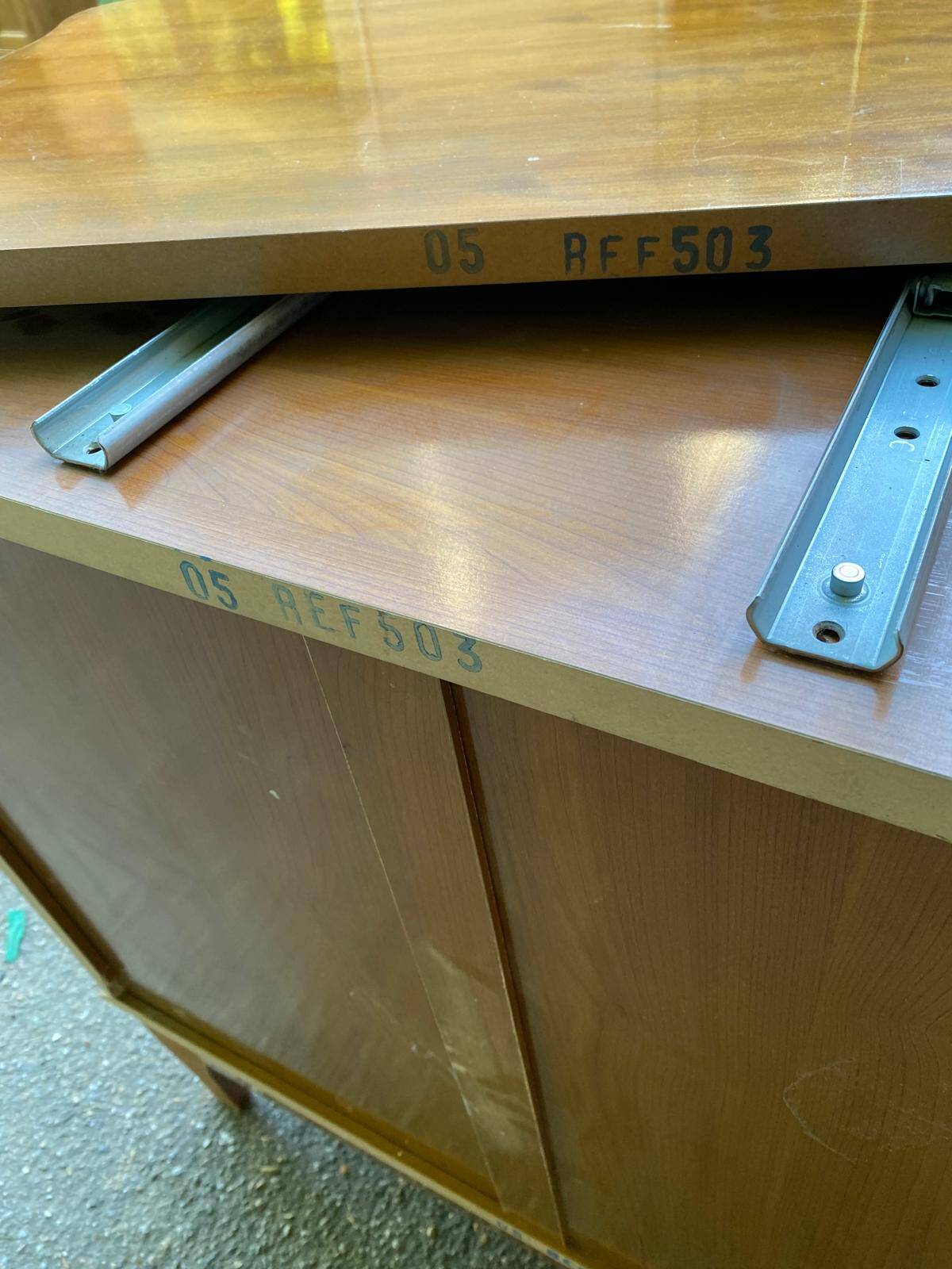 Louis XV wooden sideboard with 2-door TV cabinet