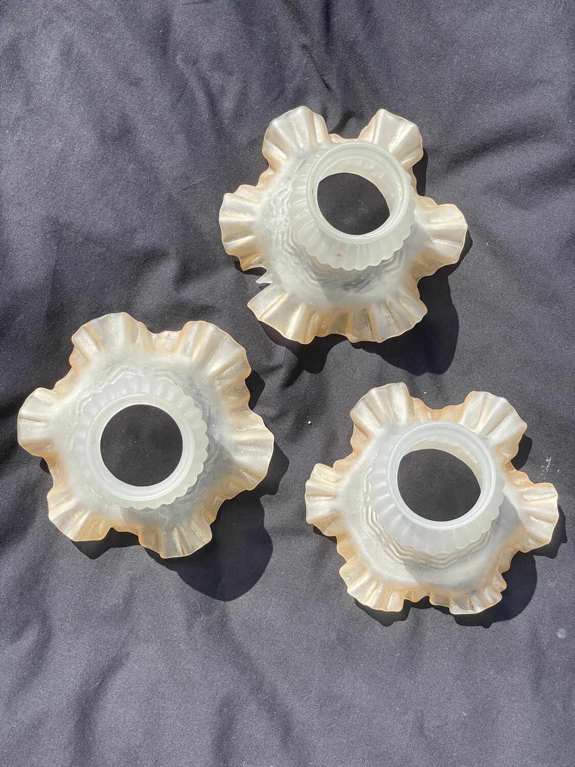 Lampshade lamp, glass tulip, frosted pink froufrou