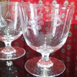 5 verres apéritifs gravé à pieds vintages