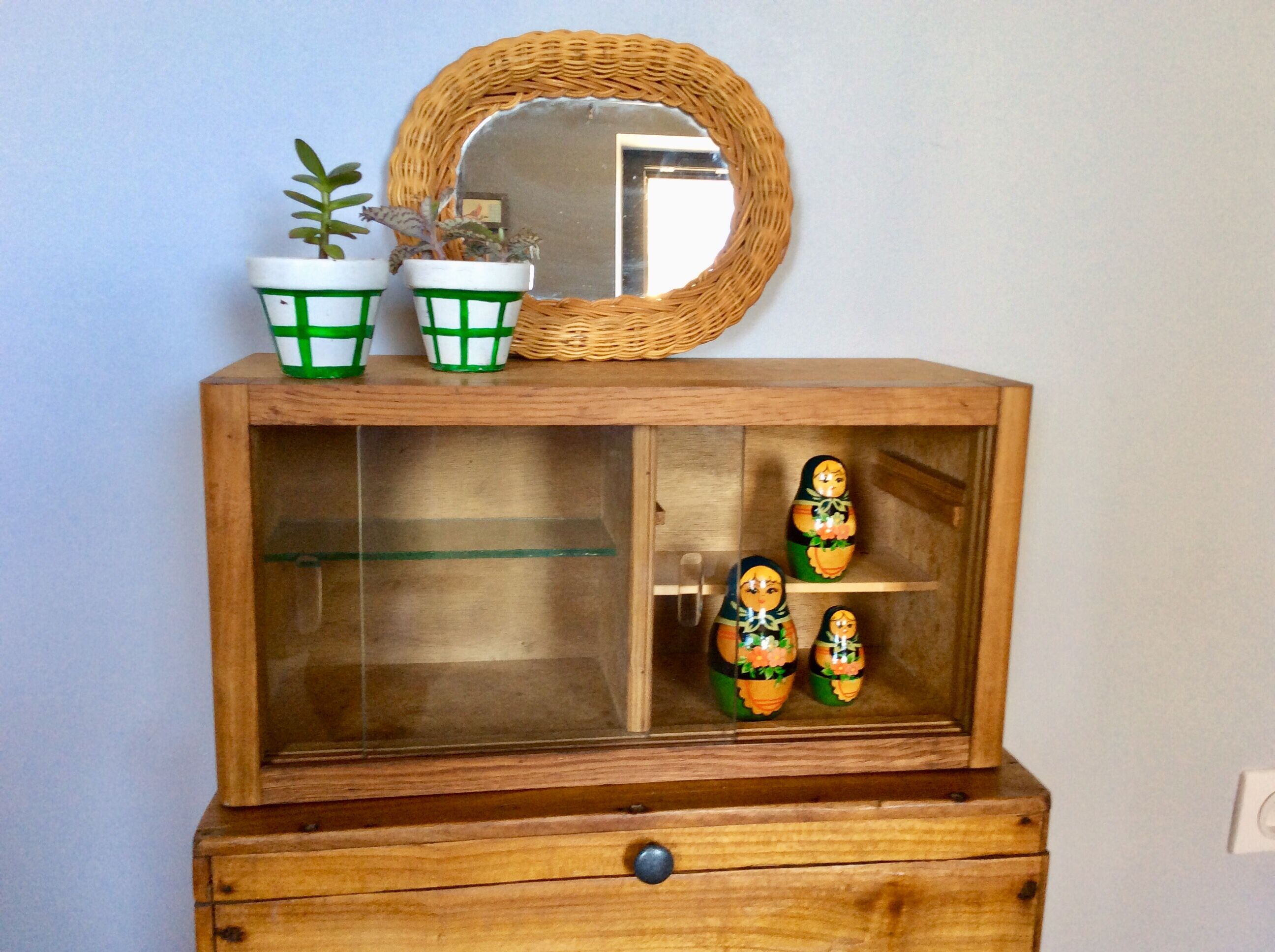 Wooden showcase locker