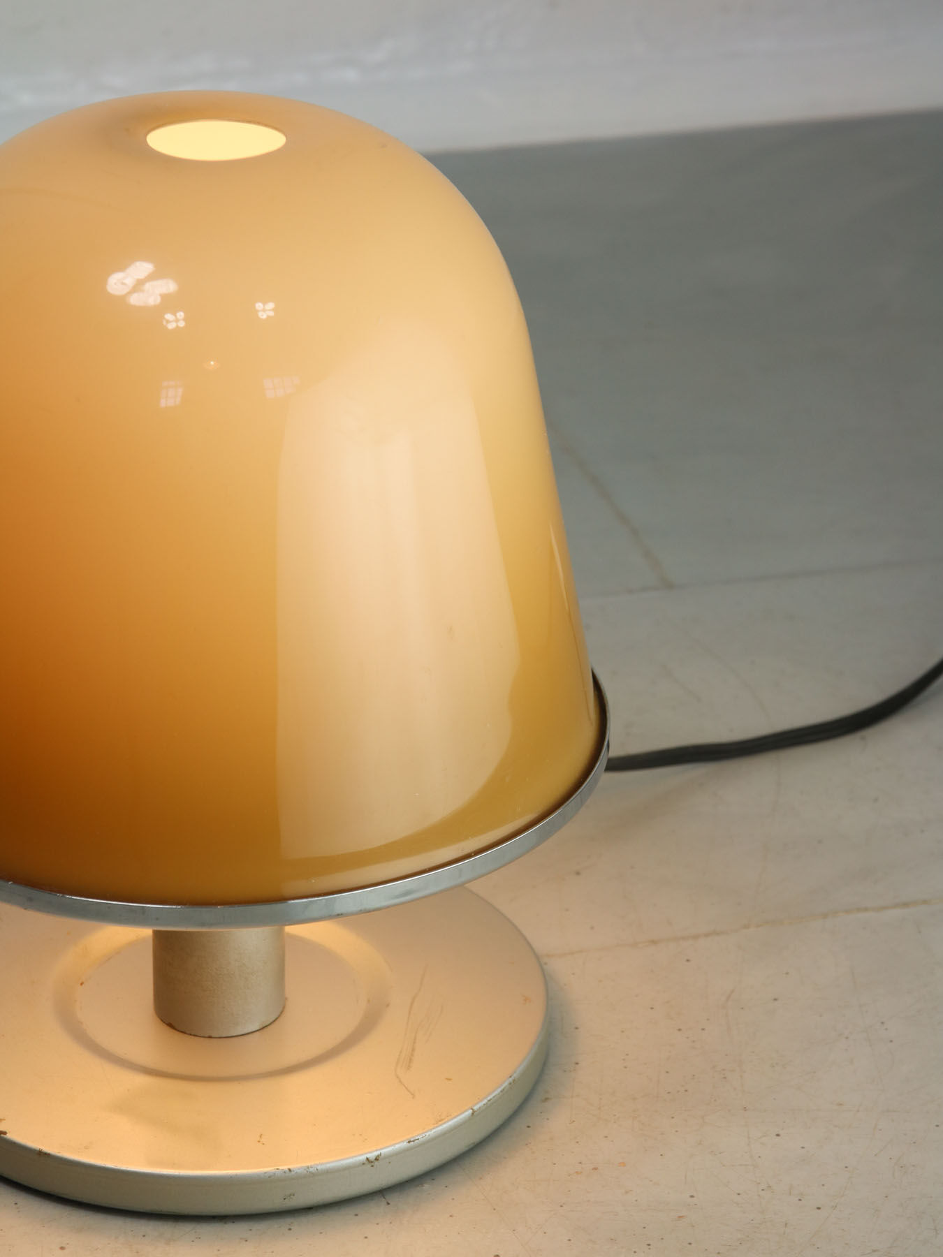 Vintaga Kuala Table Lamp by Franco Bresciani from Guzzini