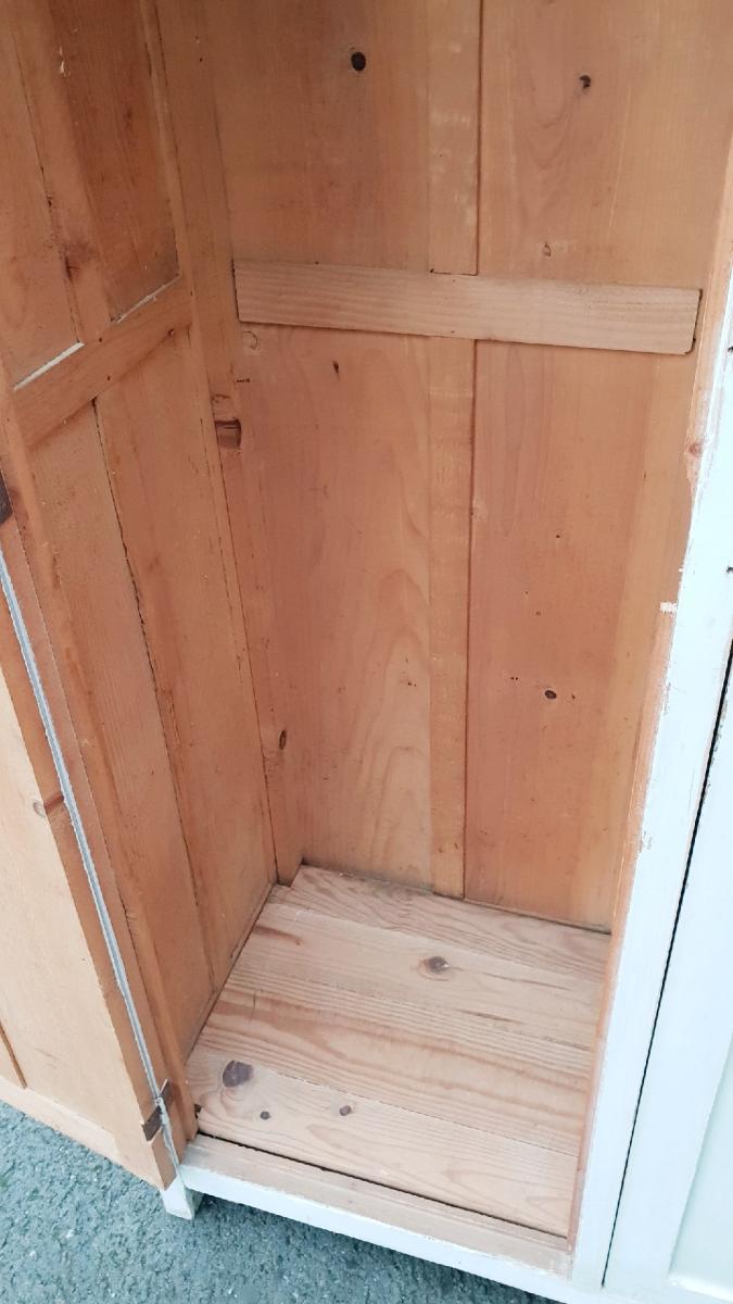 Vintage parisian wardrobe