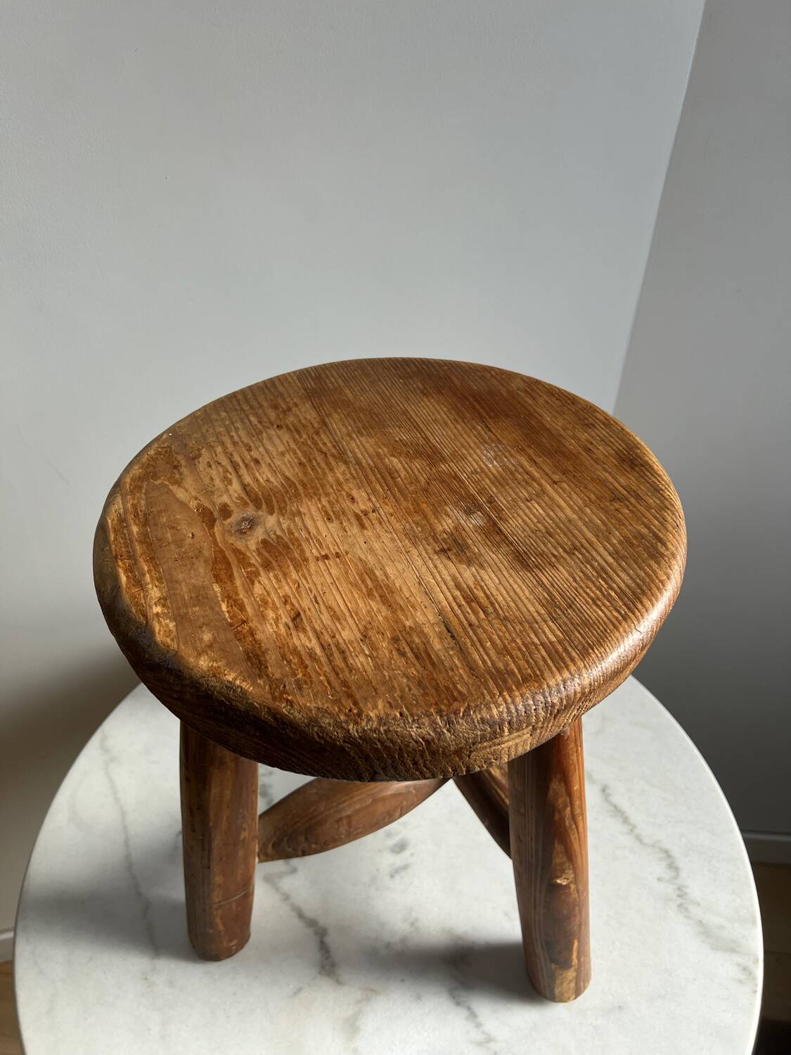 Solid wood stool
