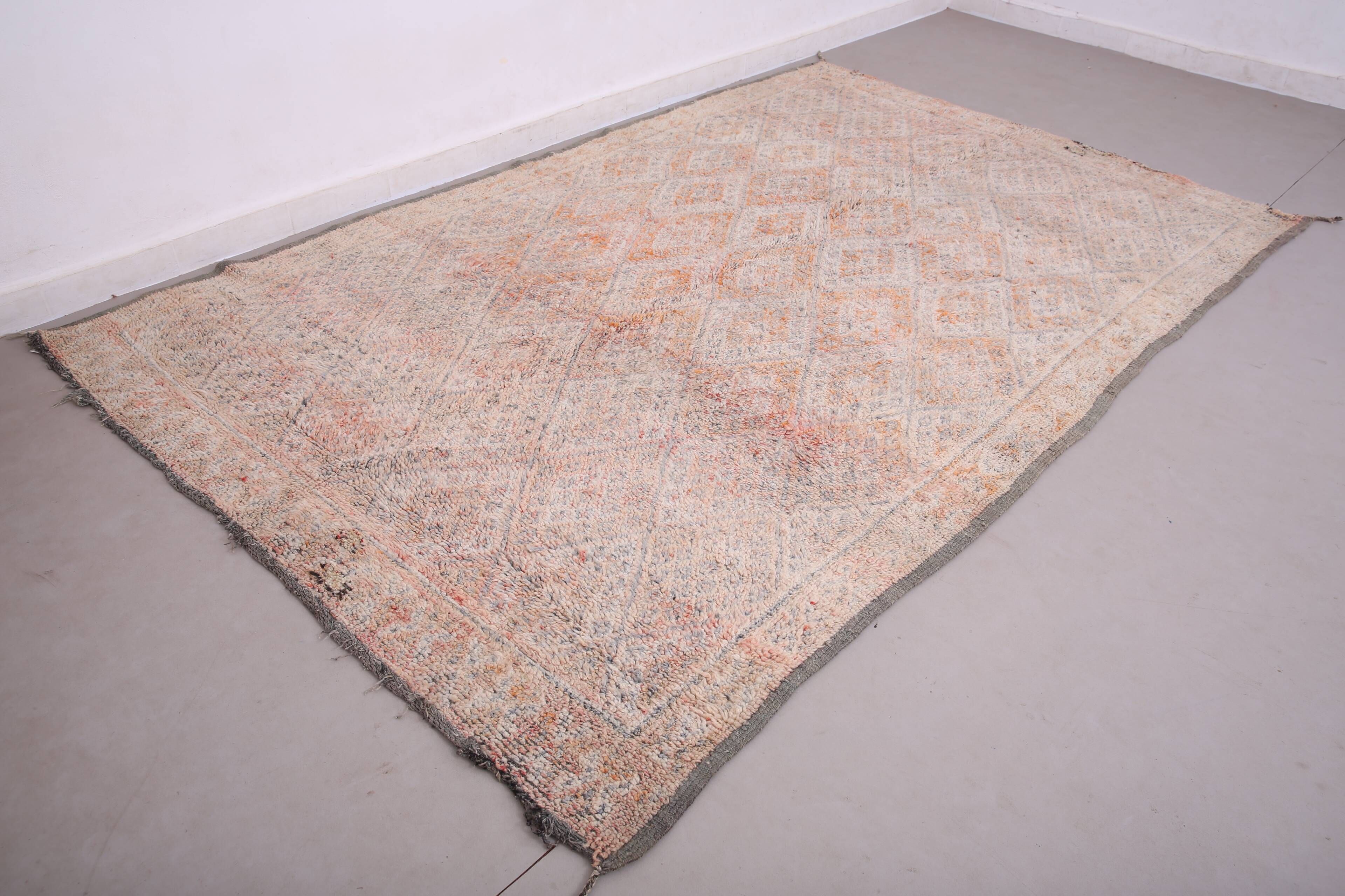 Tapis marocain vintage pâle 197 x 306 cm, tapis en laine berbère, tapis fait main boho