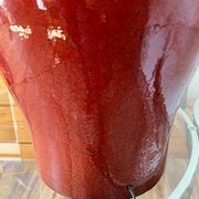 Lampe à poser en céramique rouge