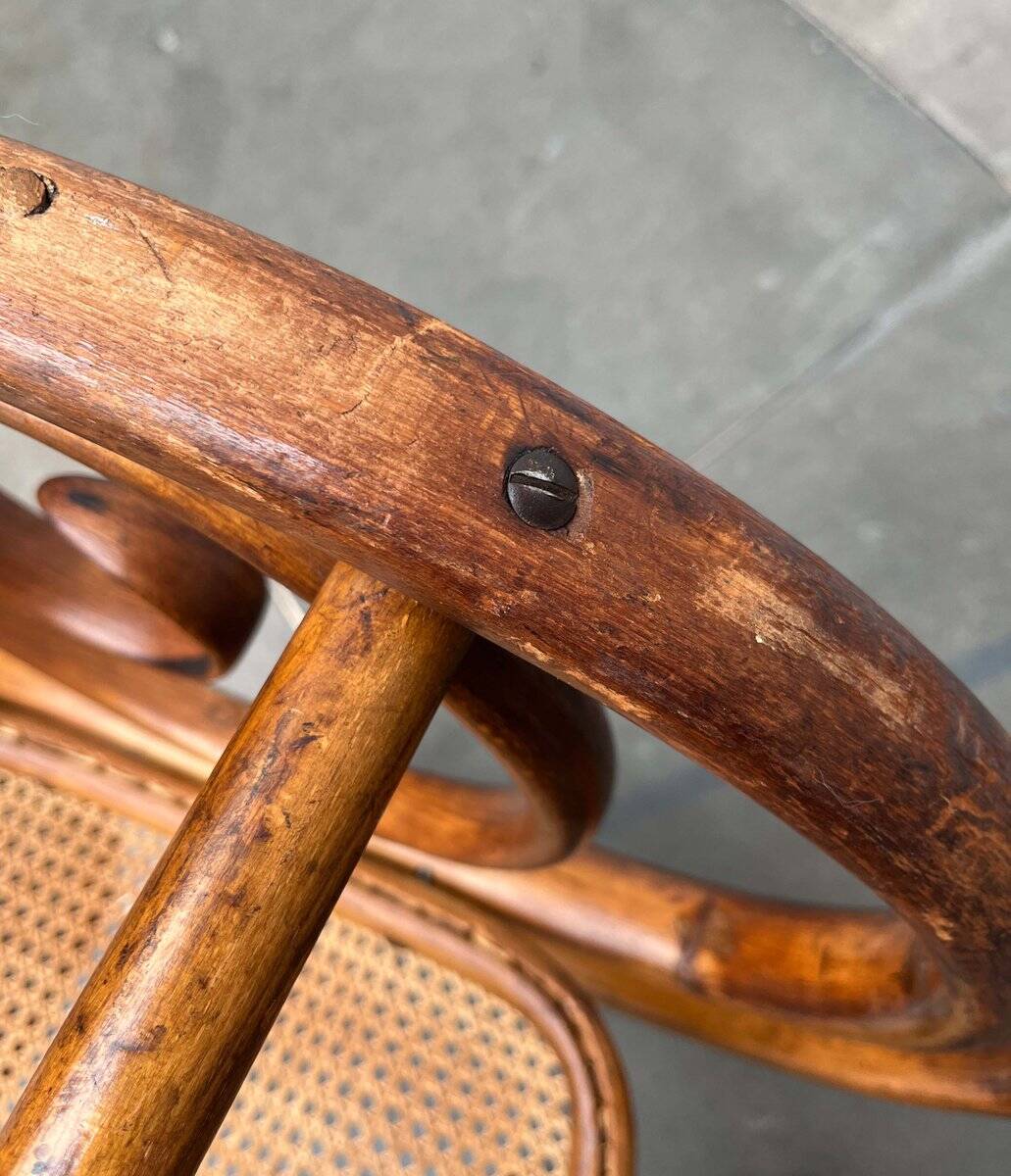 Curved wooden rocking chair Art Nouveau Jugendstil by Fischel, Austria, 1910s