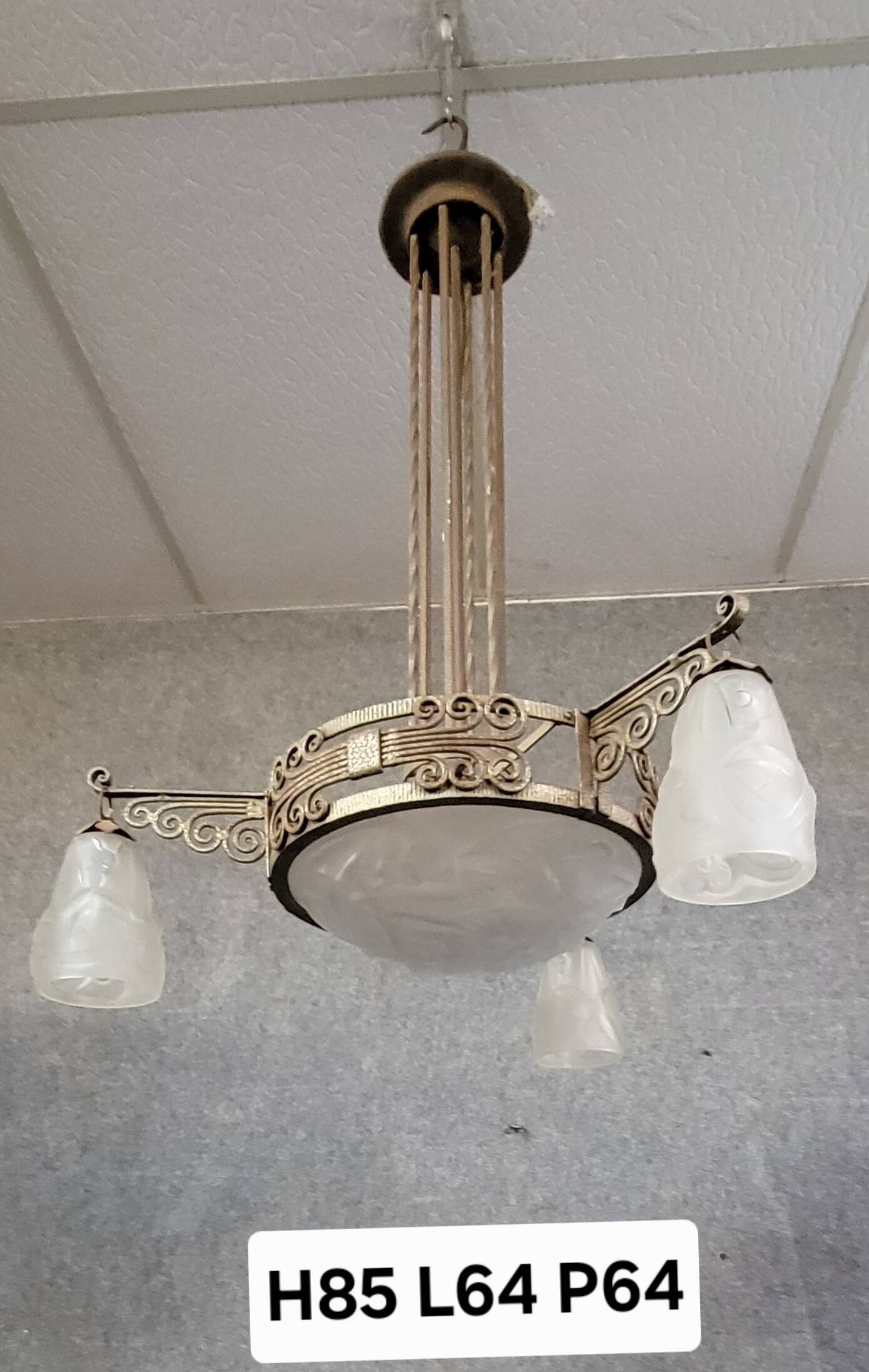Large Art Deco chandelier, made of finely wrought wrought iron.