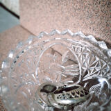 Baguier / Small chissed crystal box