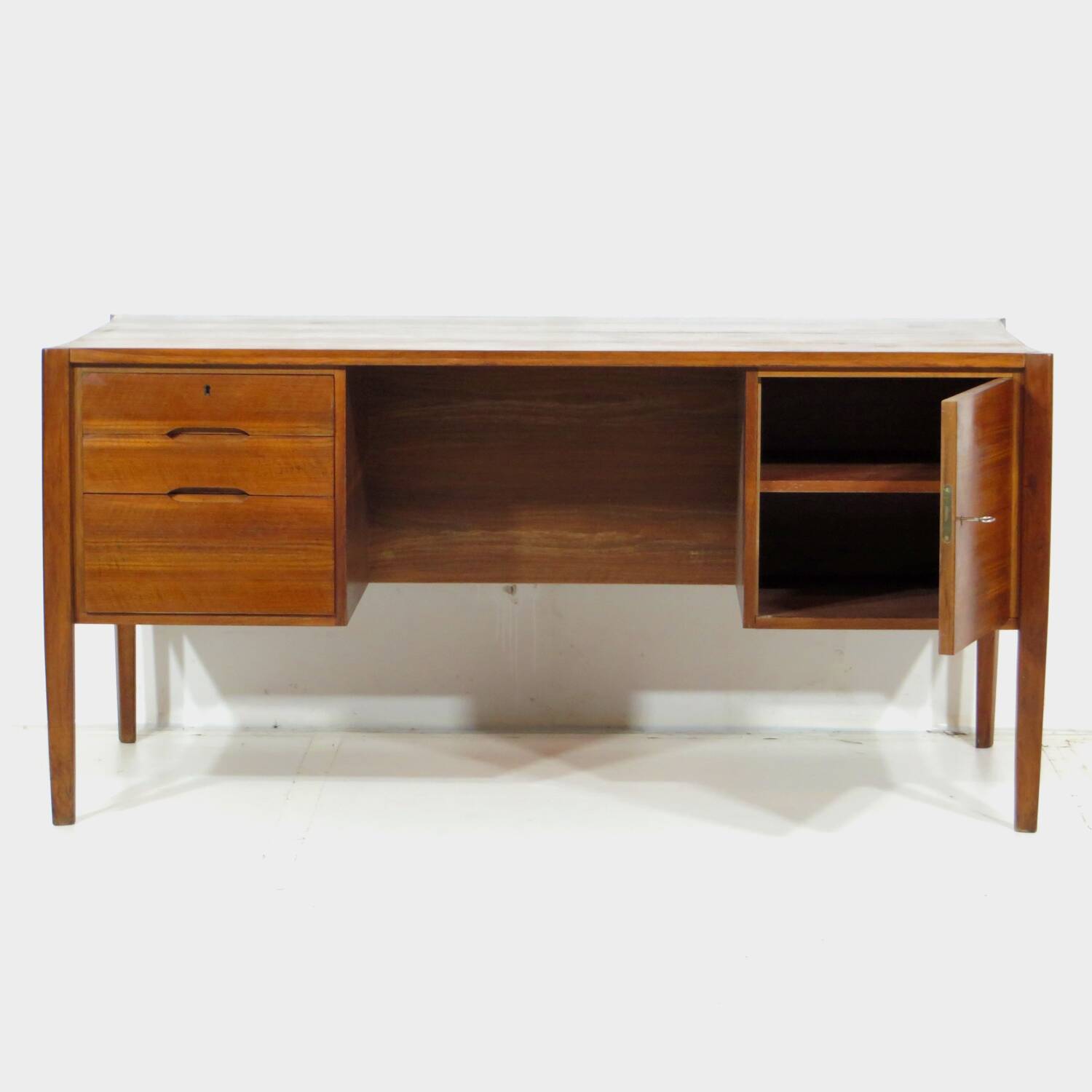 Vintage Mid-Century Modern Walnut Executive Desk by Wilhelm Renz