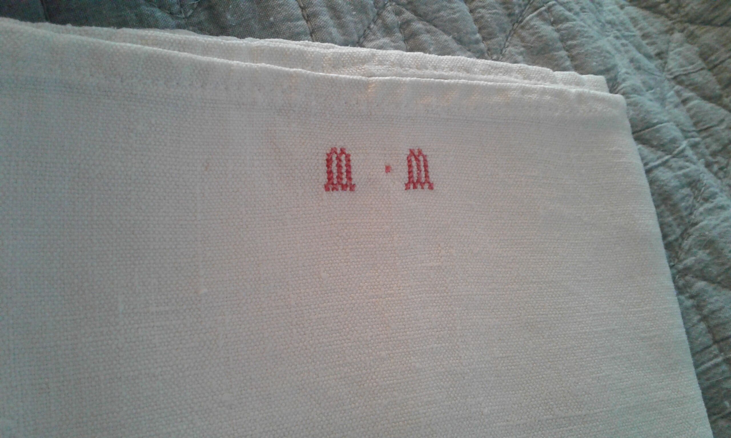 Lot 4 towels