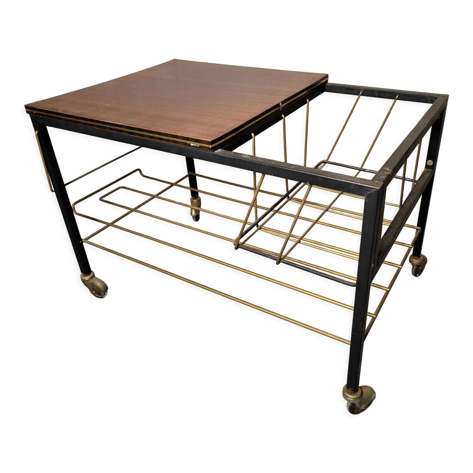 Vinyl door, vintage magazines