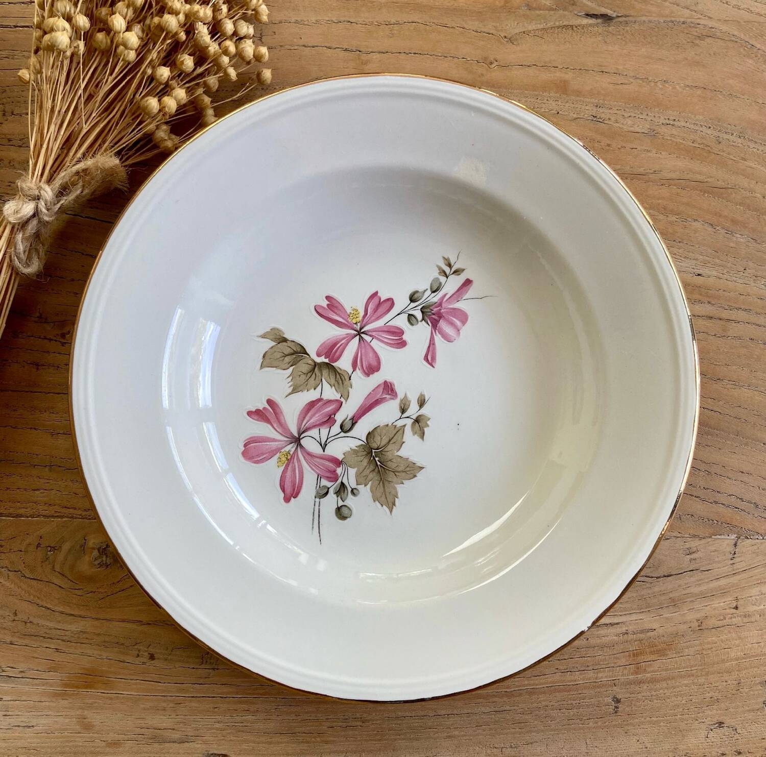 4 Boch La Louvière Belgium soup plates