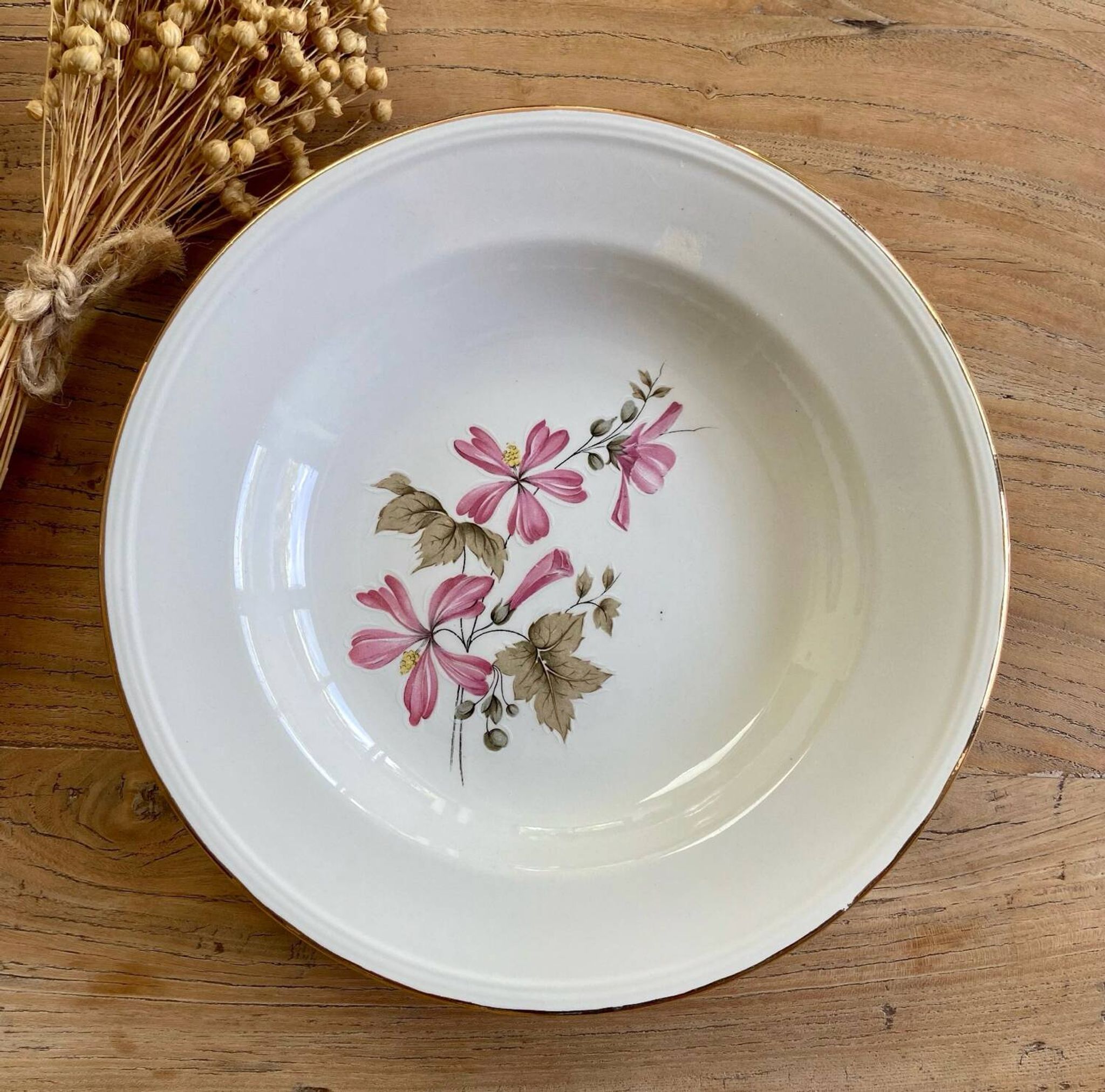 4 assiettes creuses Boch La Louvière Belgium