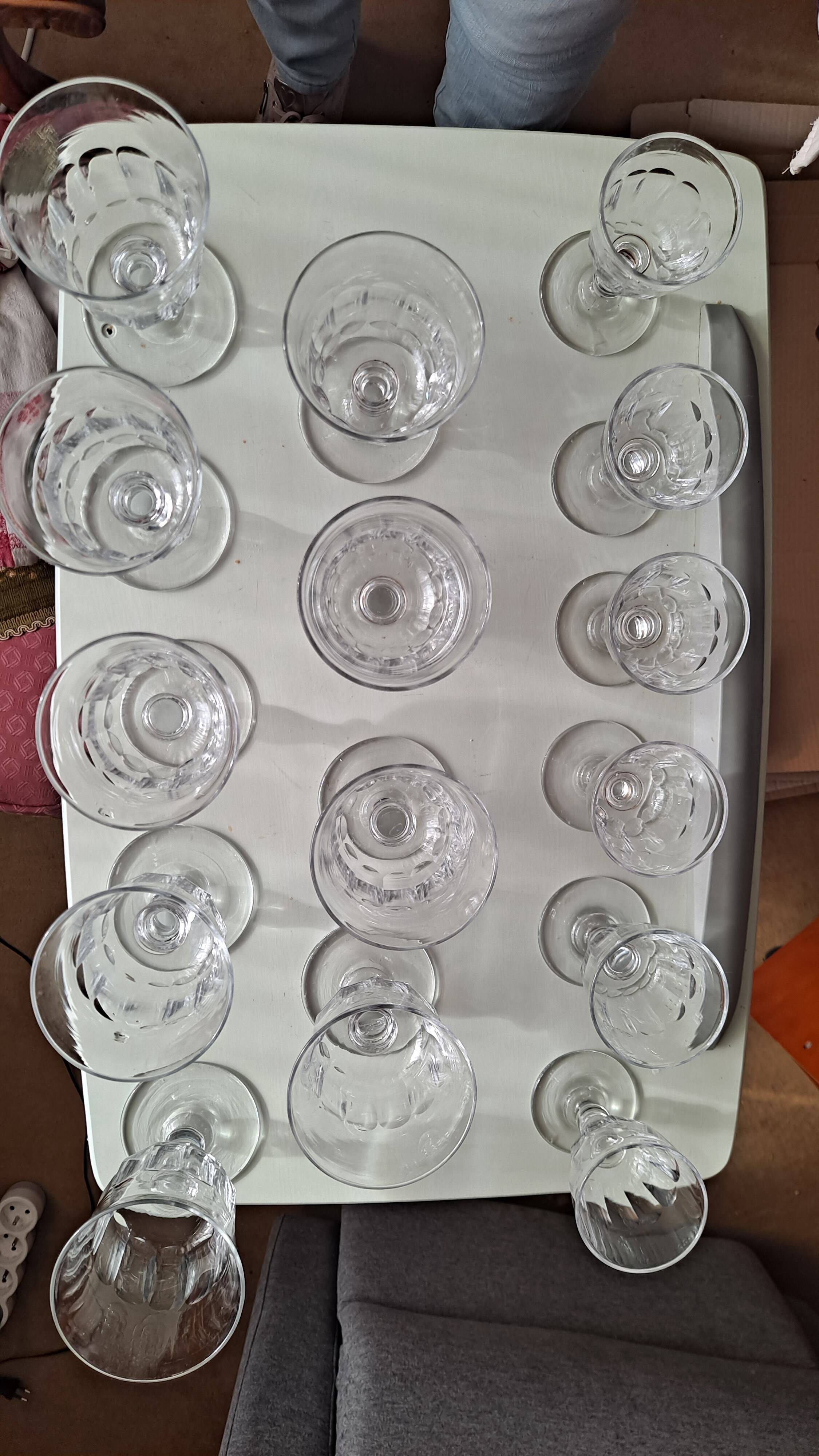 15 Verres baccarat model Chaulnes (water and wine)