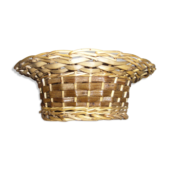 Two-tone woven boater-style pocket emptier