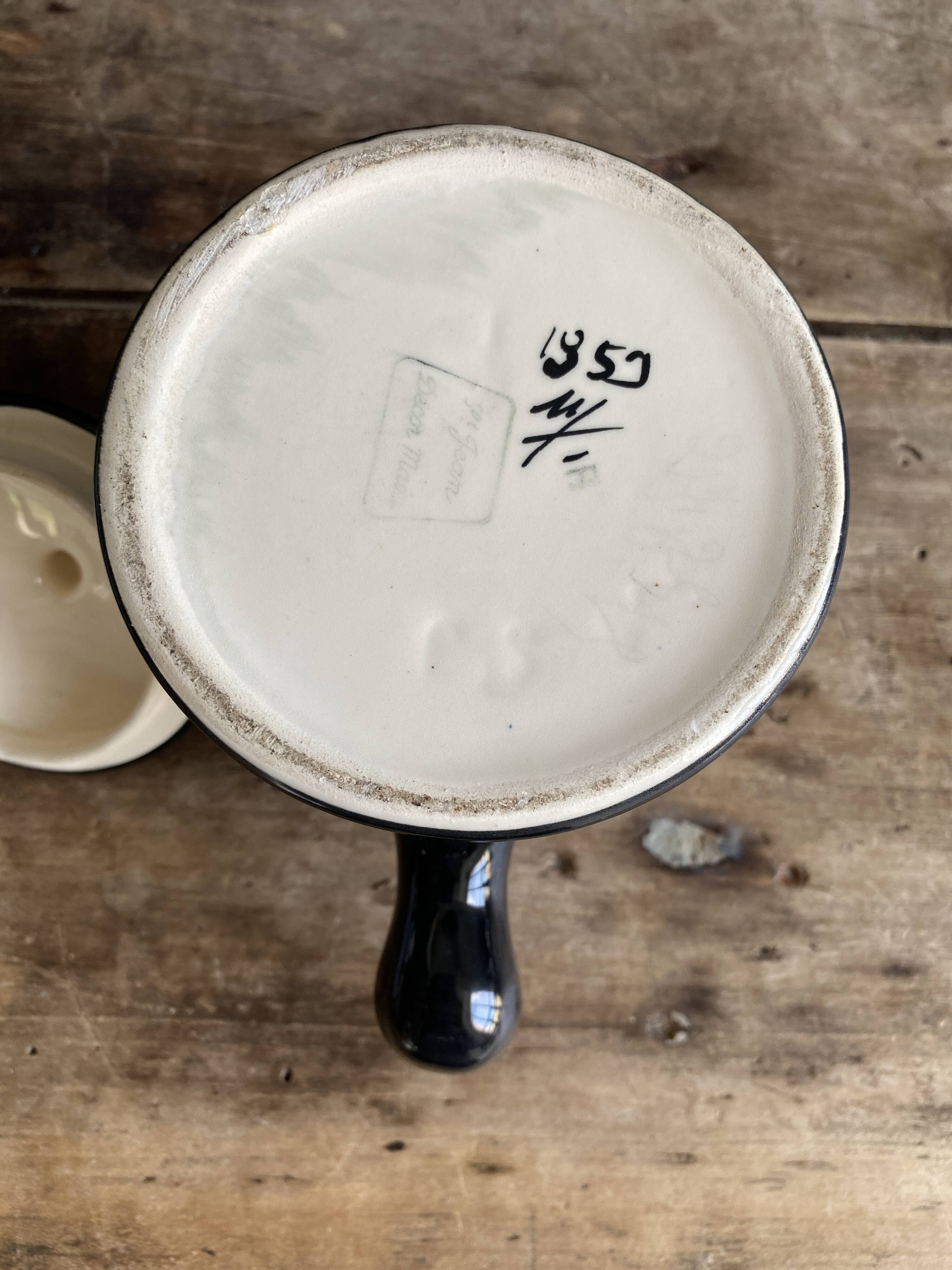 Superb authentic jug / chocolate pot from the Saint-Jean factory.