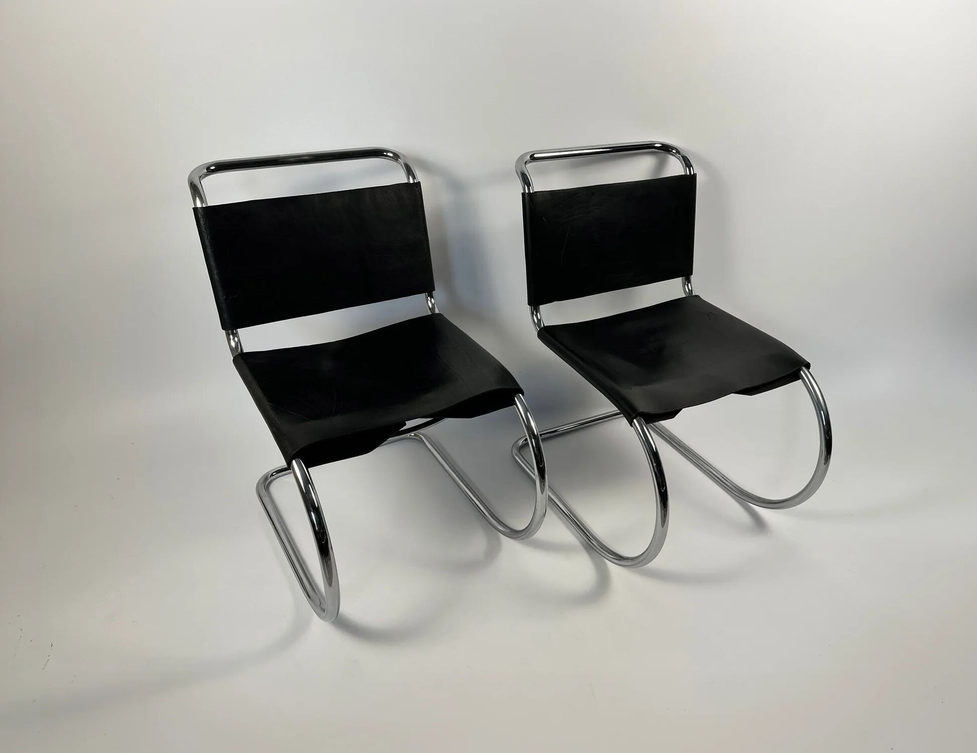 Pair of MR10 lounge chairs — Ludwig Mies van der Rohe, attributed to Knoll, circa 1970