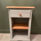Table de nuit ou table d’appoint