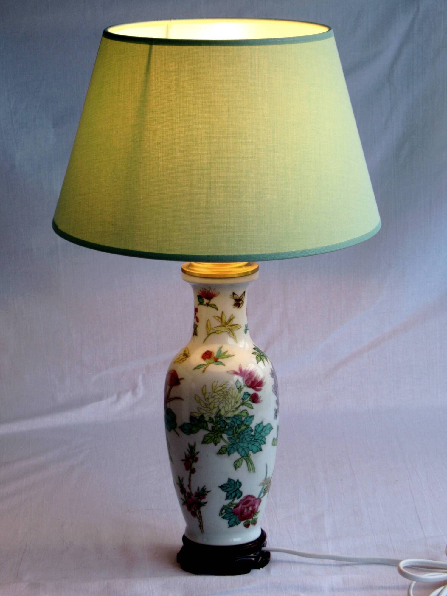 LIVING ROOM LAMP