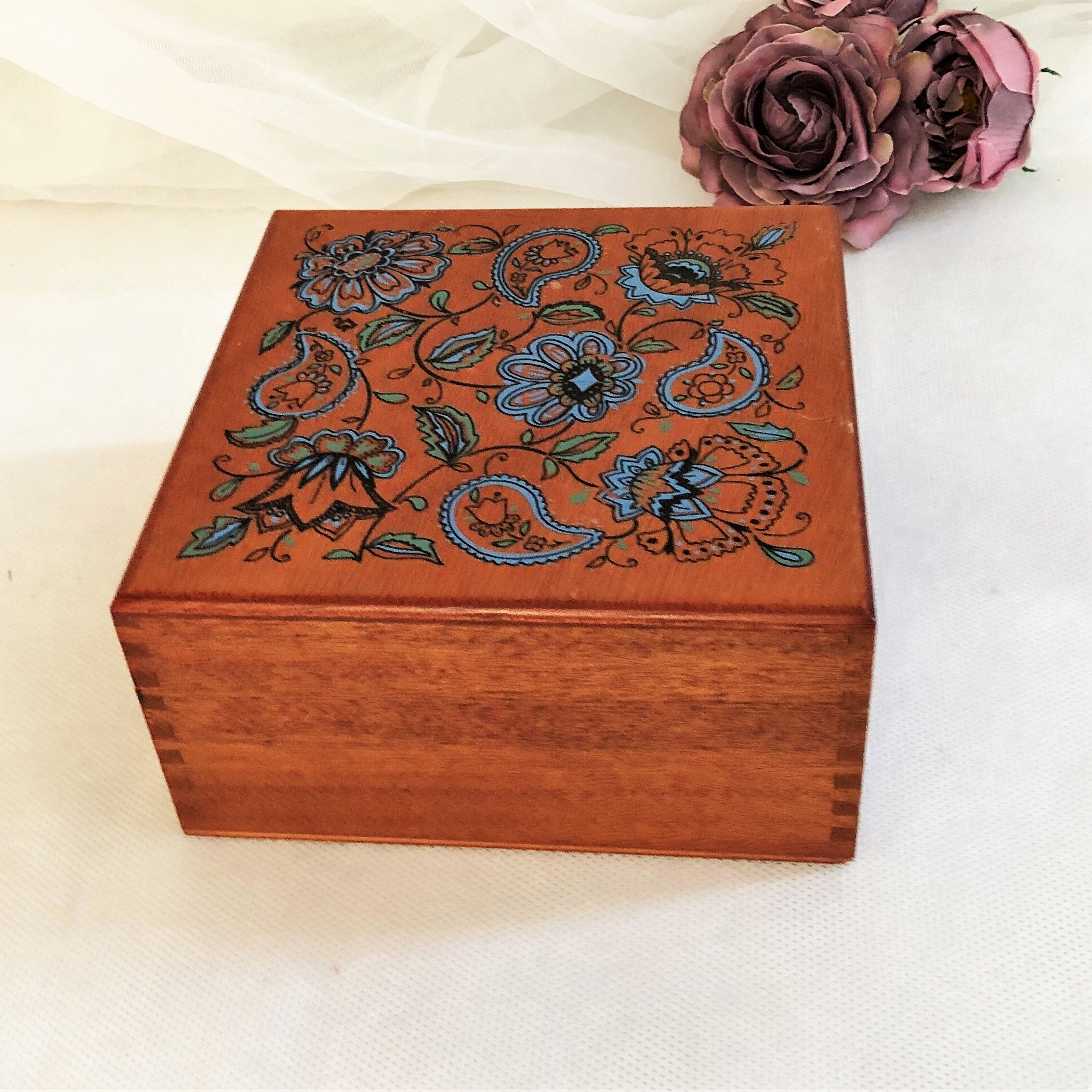 Wooden box