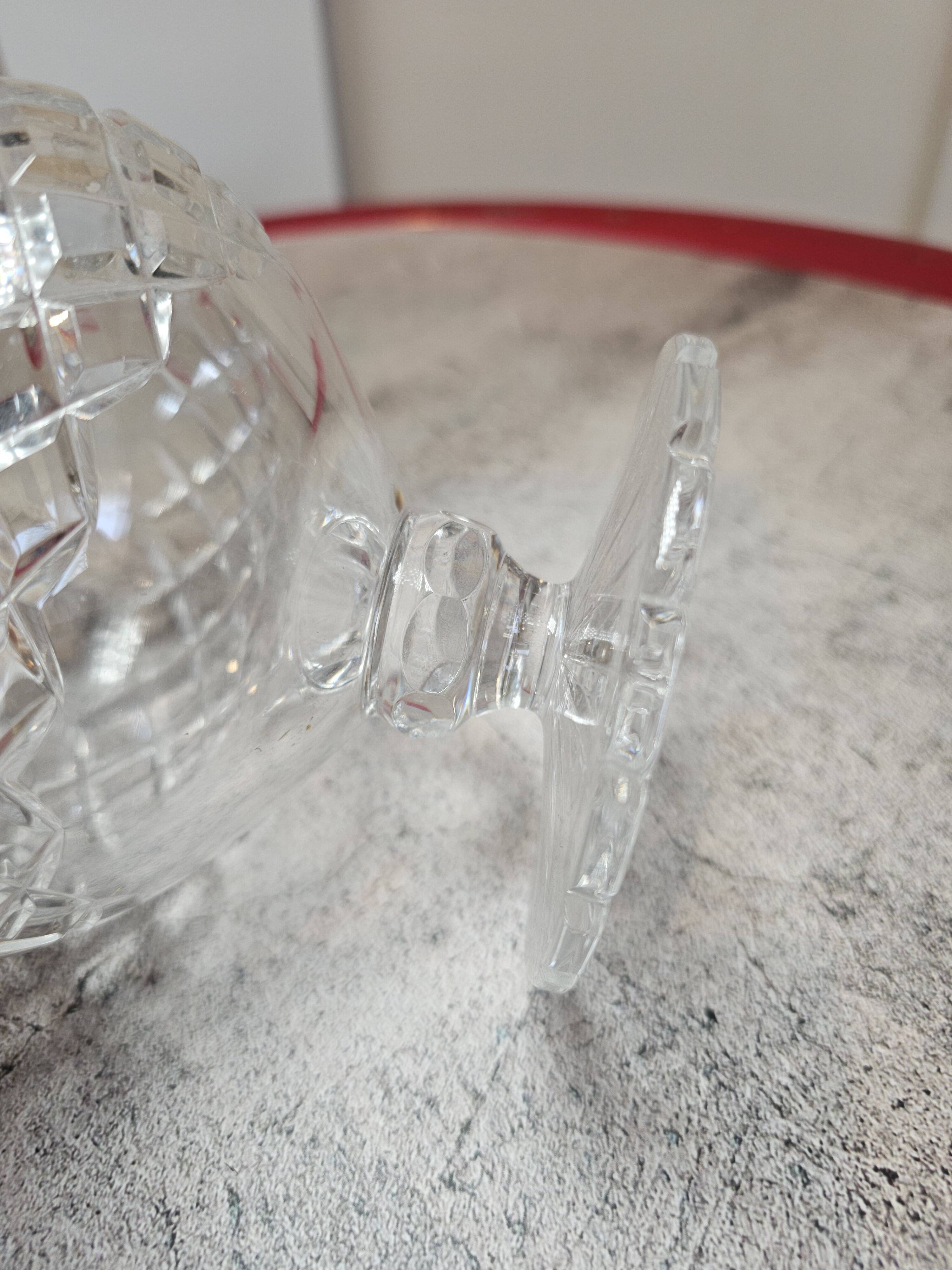 Bonbonnière en cristal taillé