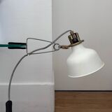Clamp-on workshop lamp