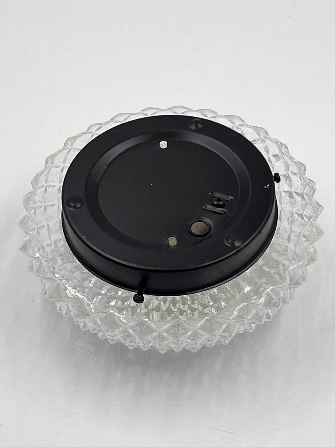 Molded glass ceiling light with pineapple decor