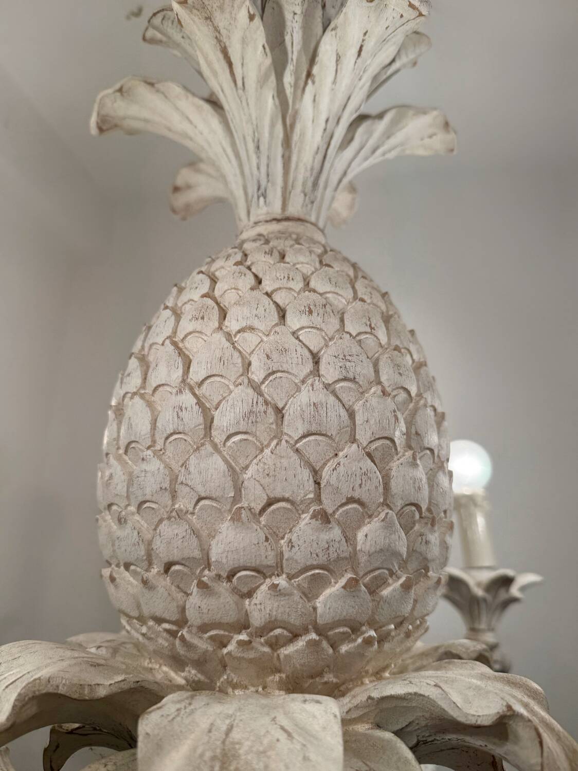 Large Hollywood Regency pineapple chandelier, 1980s