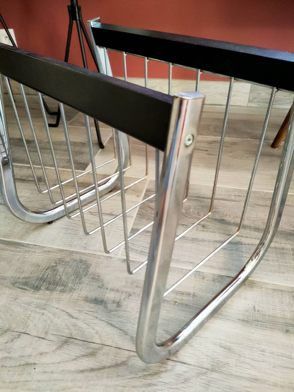 Porte revue métal chromé vintage