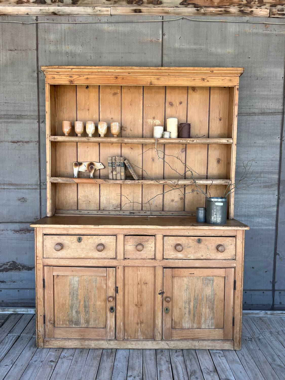 Grocery store furniture