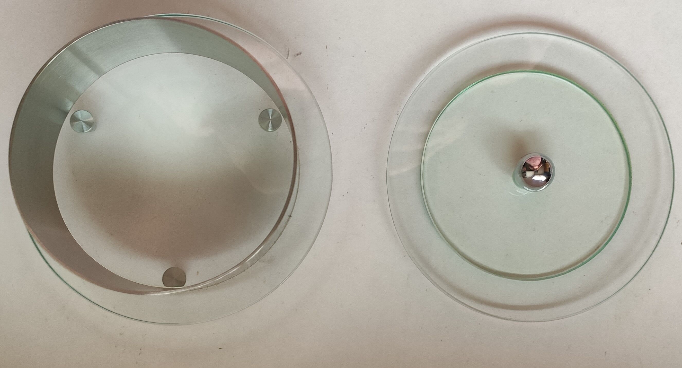 Jewelry box in glass and stainless steel design