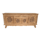Buffet en bois massif mouluré